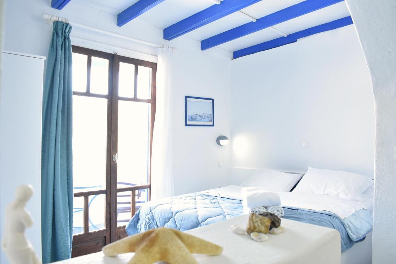 Martinos Studios, Merihas Port Kythnos Exterior photo